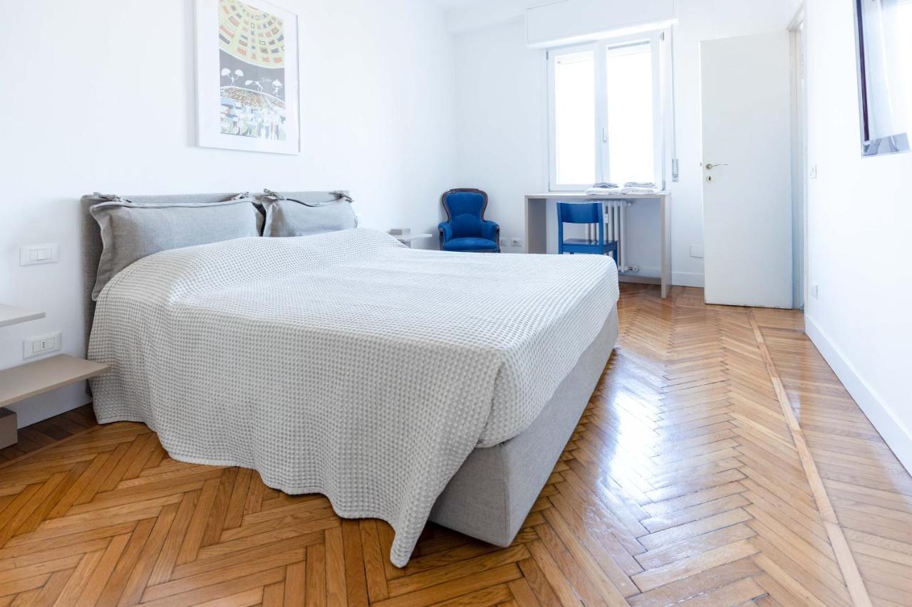 Milan Flat 5 Min From Duomo With Park For Small Cars Milão Exterior foto