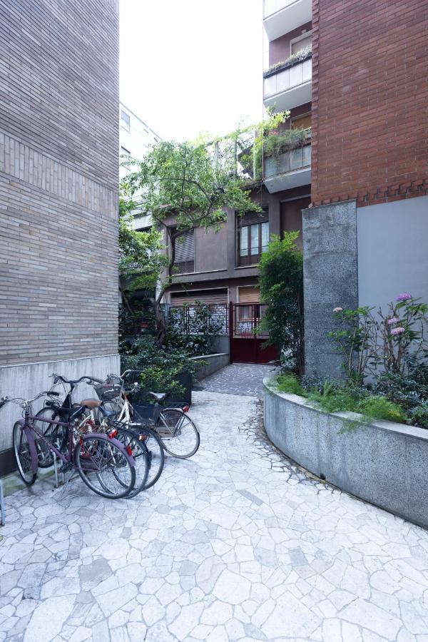 Milan Flat 5 Min From Duomo With Park For Small Cars Milão Exterior foto